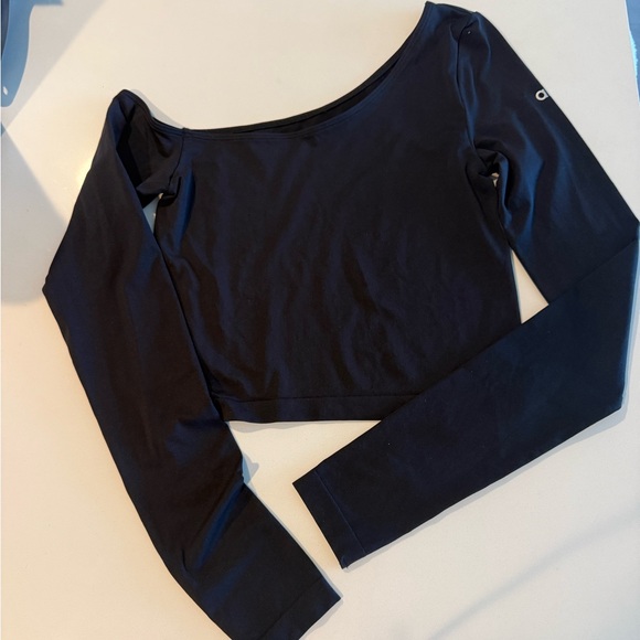 ALO Asymmetric Sheer Glow Long Sleeve Top - Picture 3 of 4